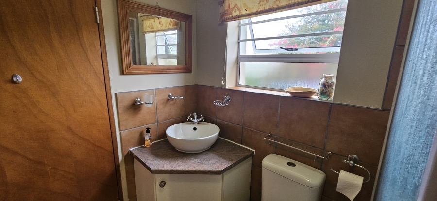 2 Bedroom Property for Sale in Stilbaai Wes Western Cape